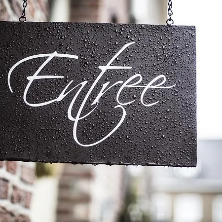 לינה וארוחת בוקר Verdesud 4*